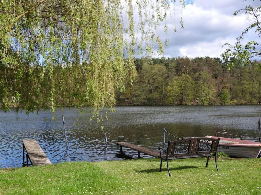 Dachwohnung Mit Wasserblick Und Eigenem Bootssteg Berlin Exteriör bild